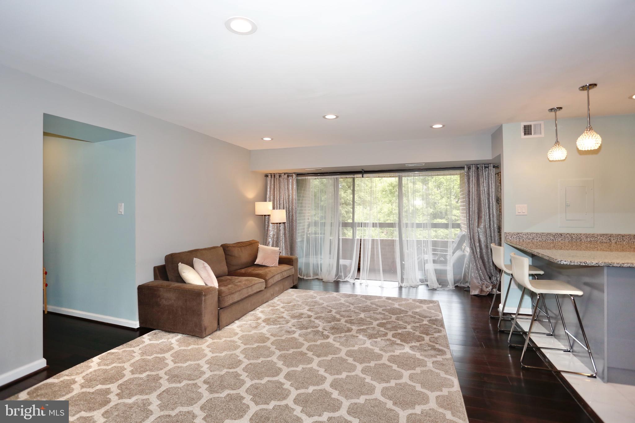 GEORGETOWN VILLAGE - Residential