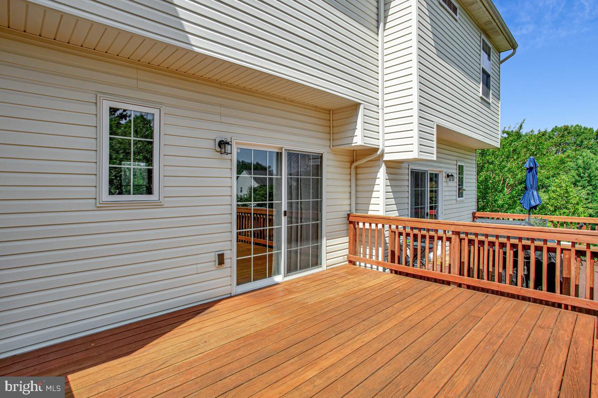 TANYARD SPRINGS - Residential