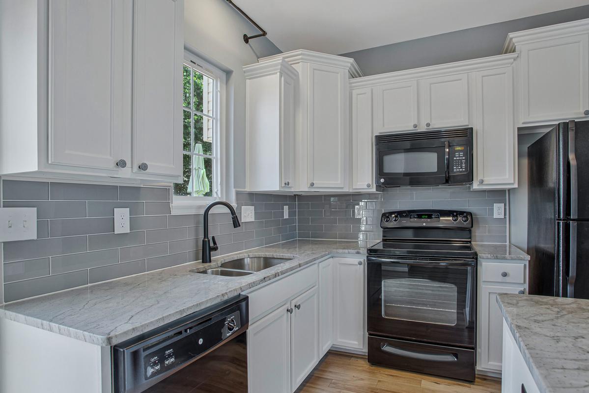 TANYARD SPRINGS - Residential