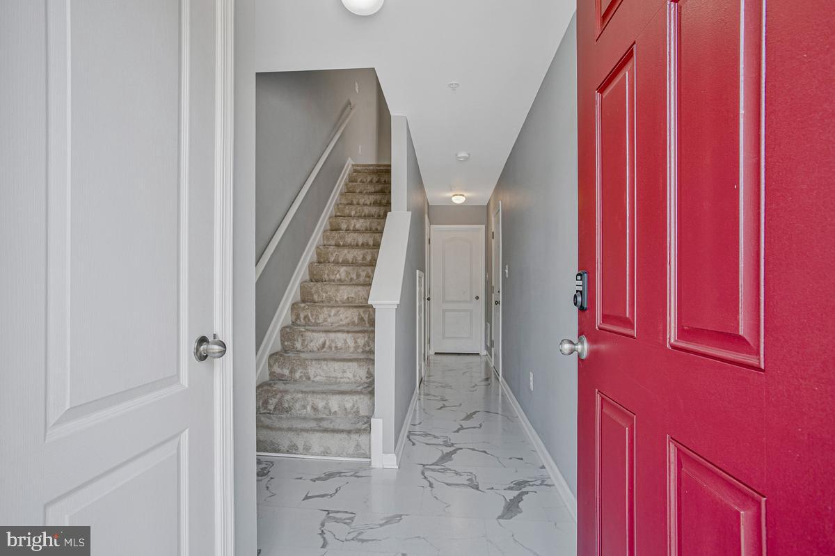 TANYARD SPRINGS - Residential