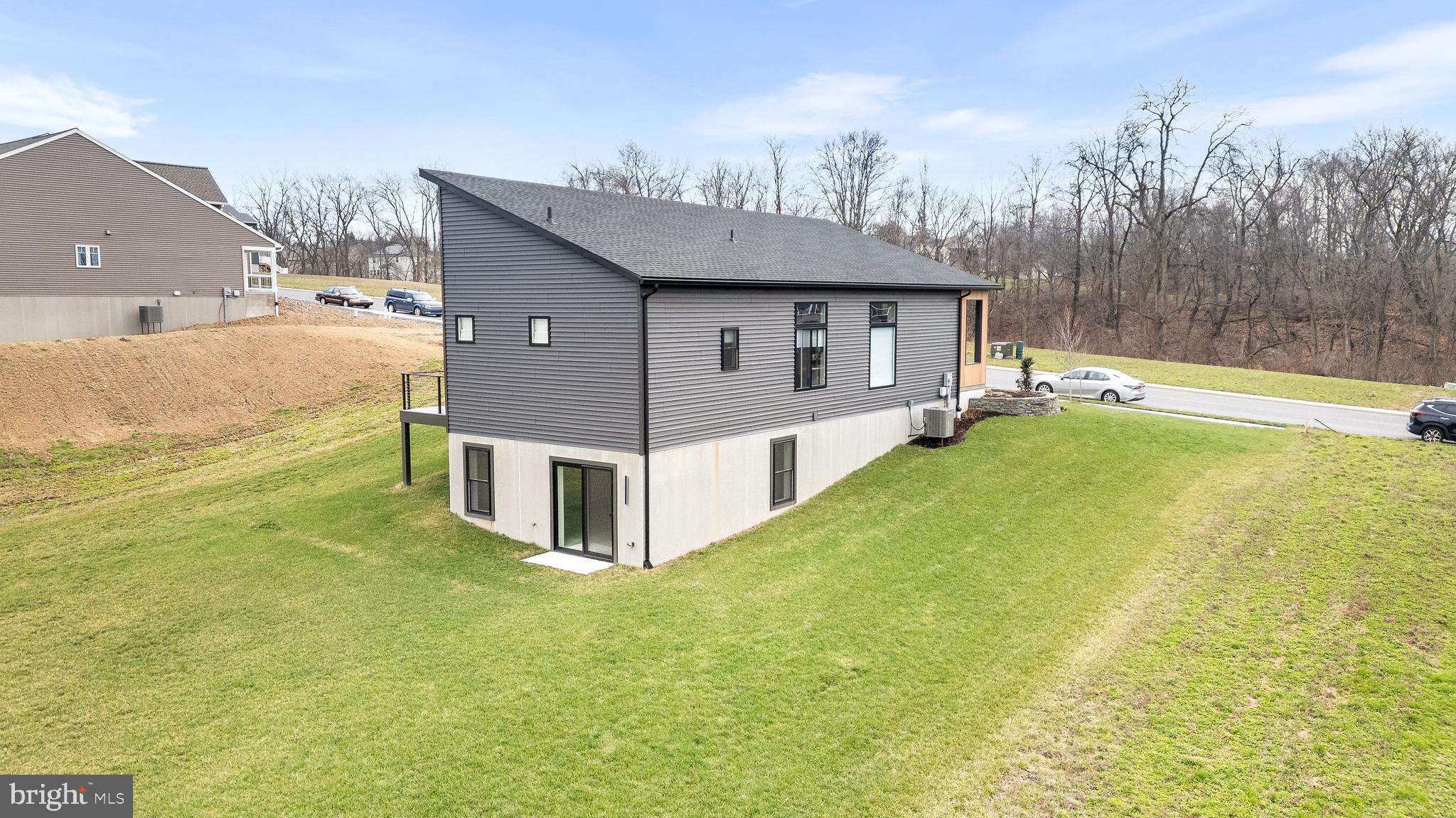 MOUNTAIN MEADOWS - Residential