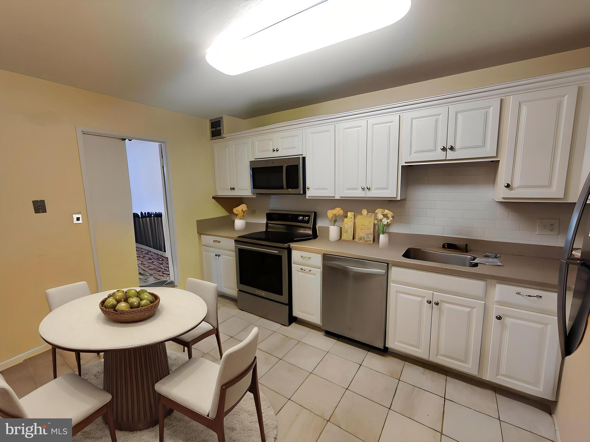 ROTONDA - Residential