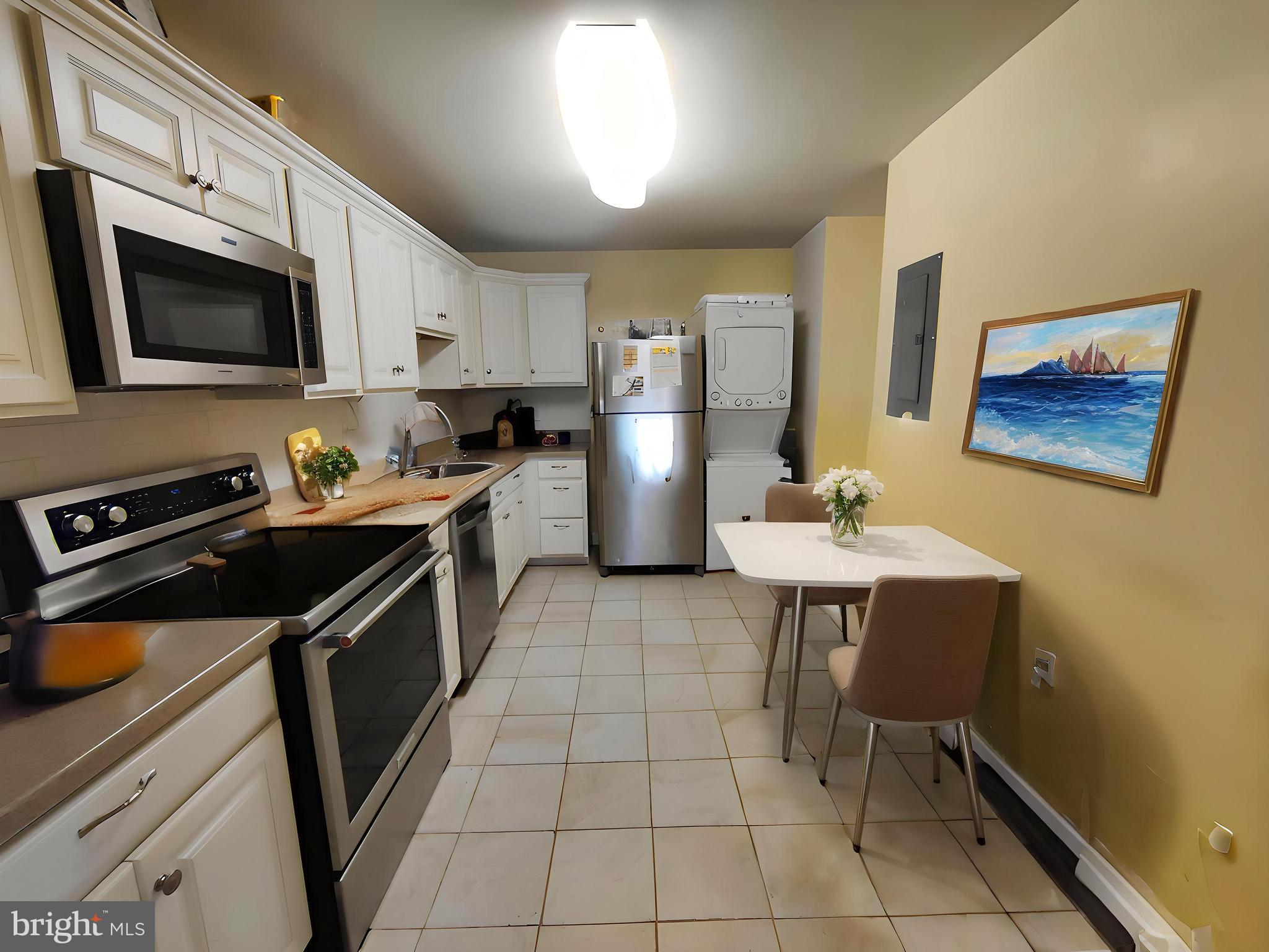 ROTONDA - Residential