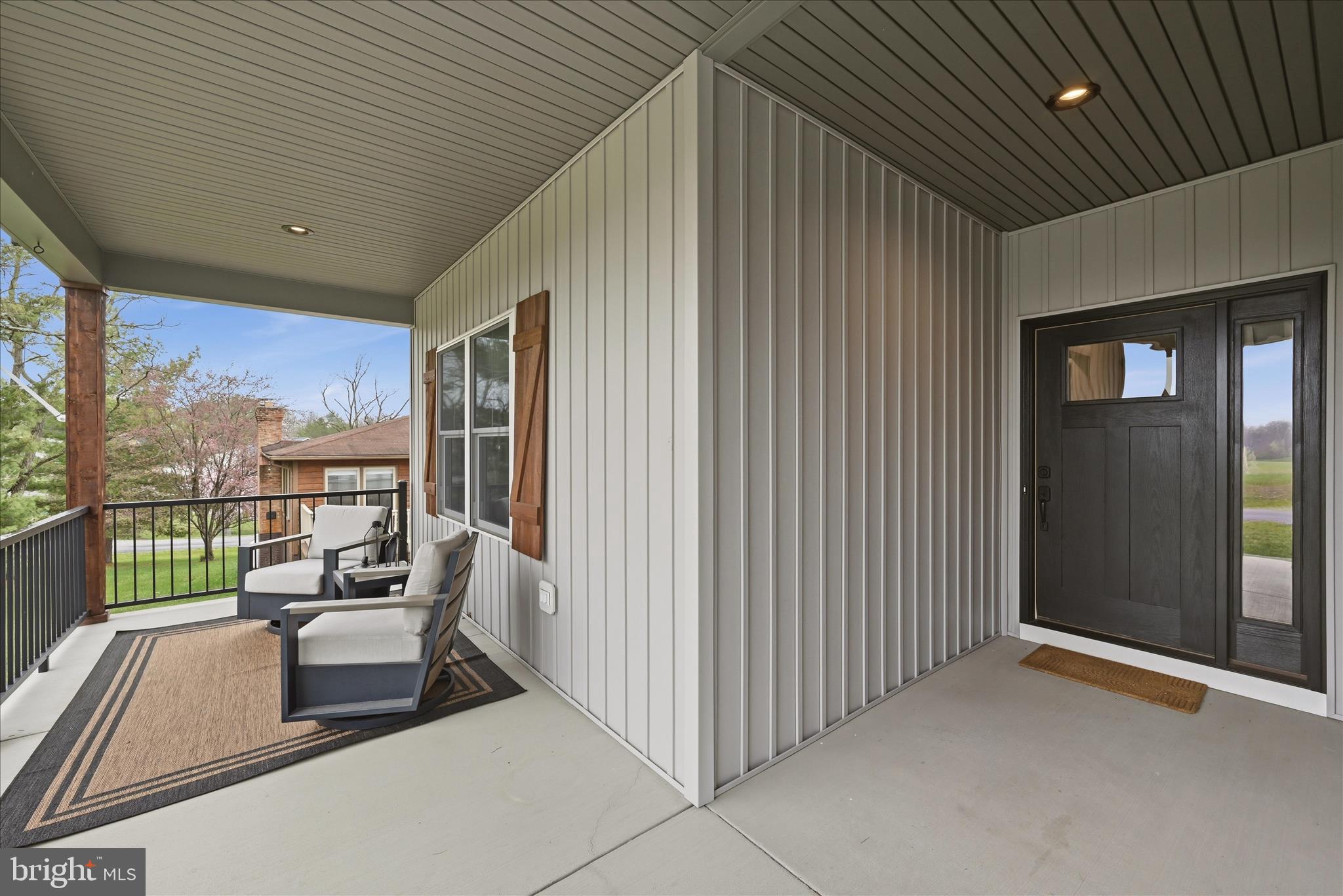 LAKE HOLIDAY ESTATES - Residential