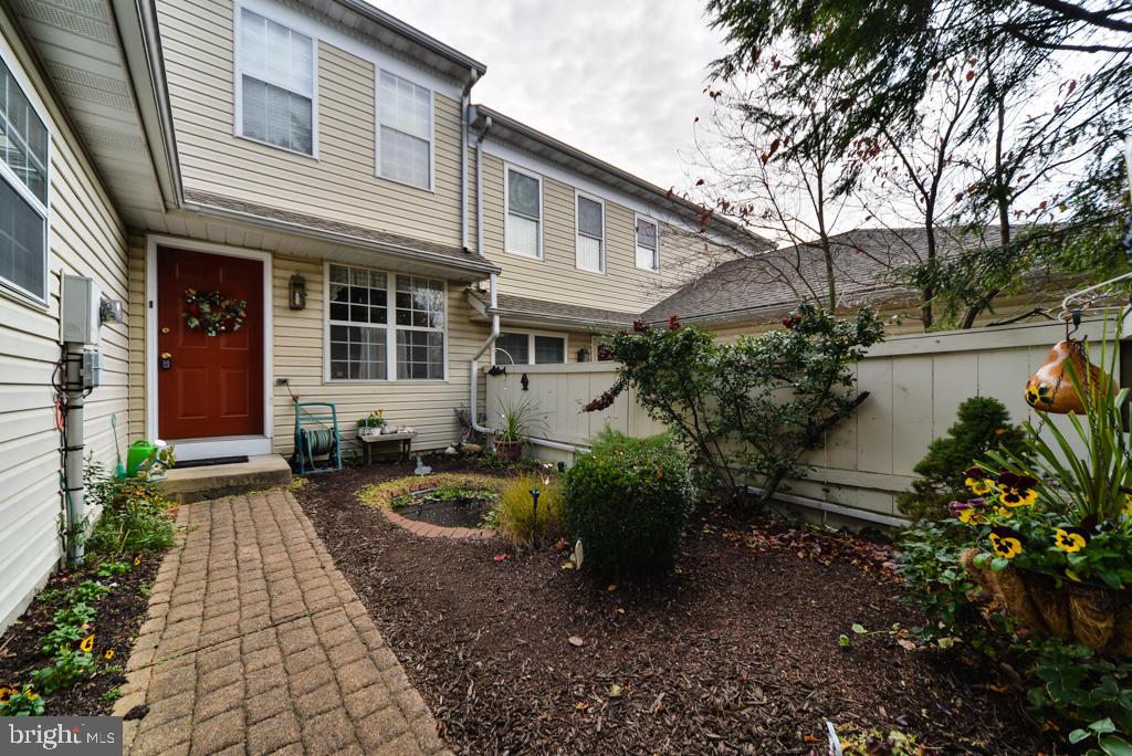 HILLTOP - Residential
