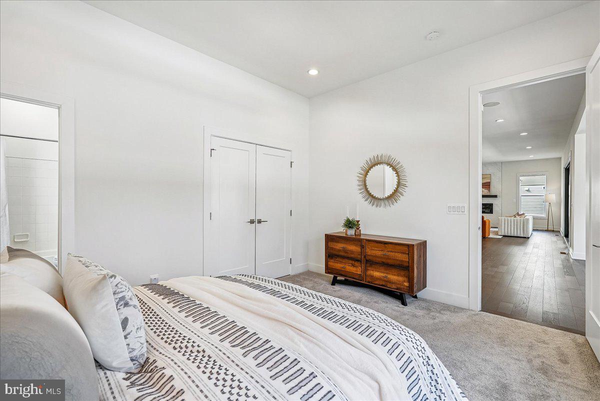 LENAH MILL - Residential