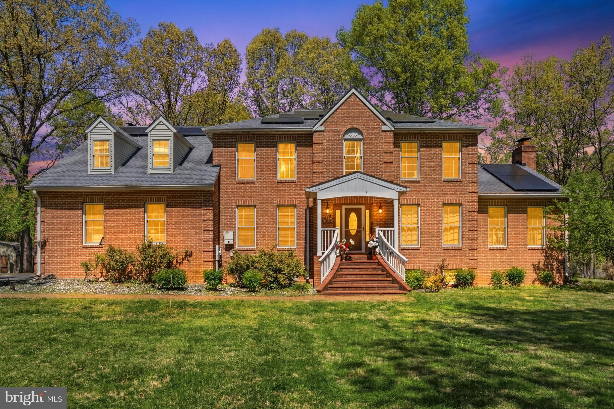 JAMESTOWNE ESTATES - Residential