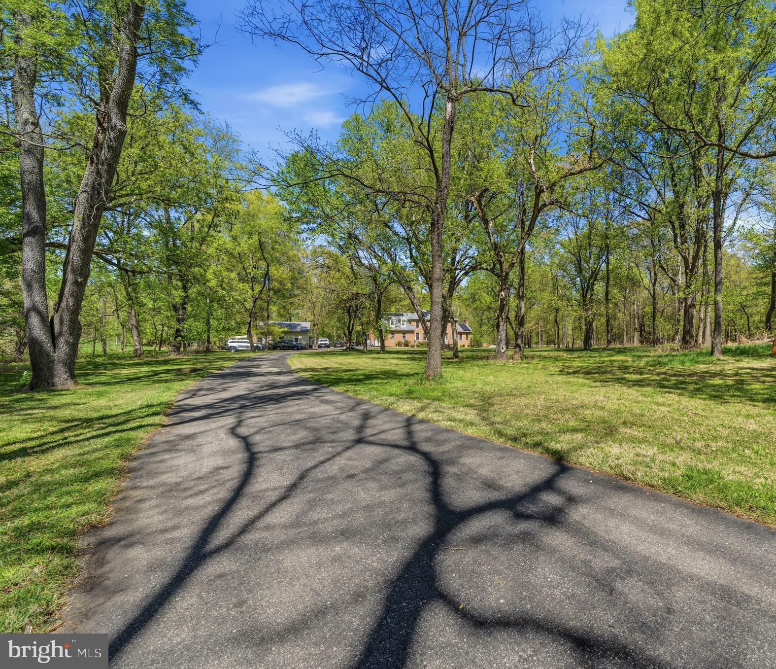 JAMESTOWNE ESTATES - Residential
