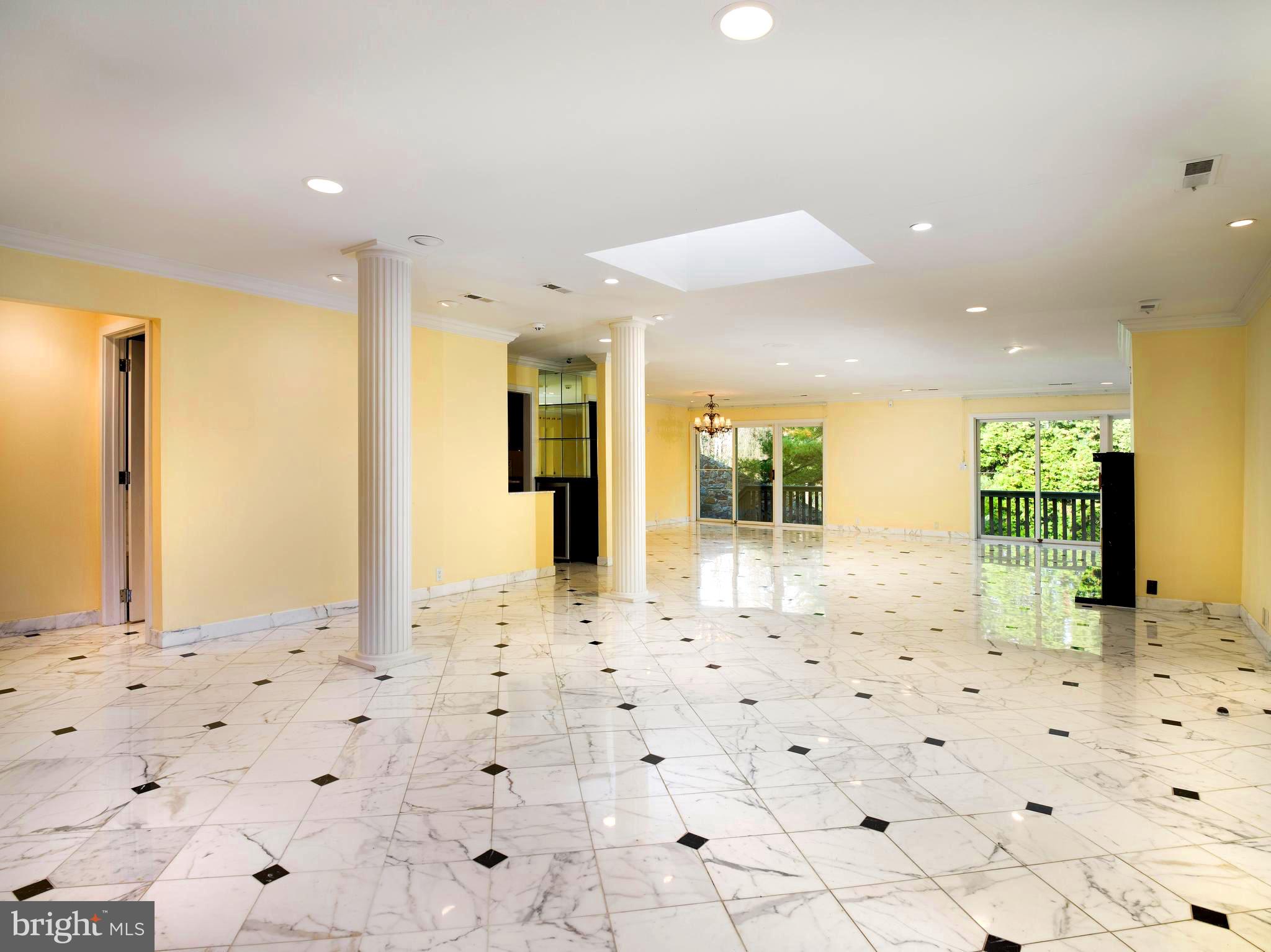 HERMITAGE - Residential