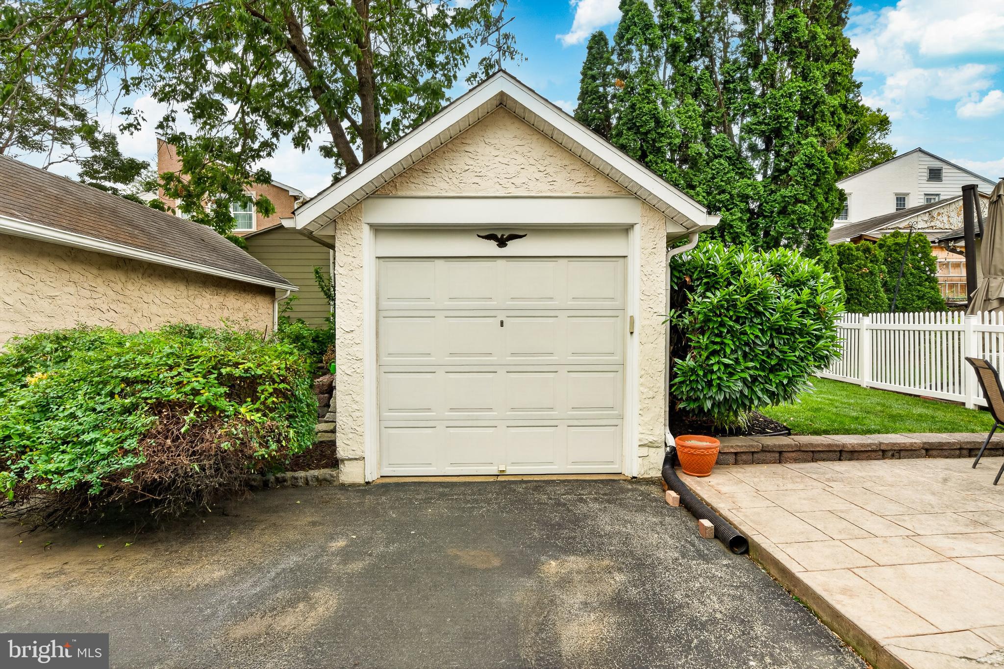 MERWOOD PARK - Residential