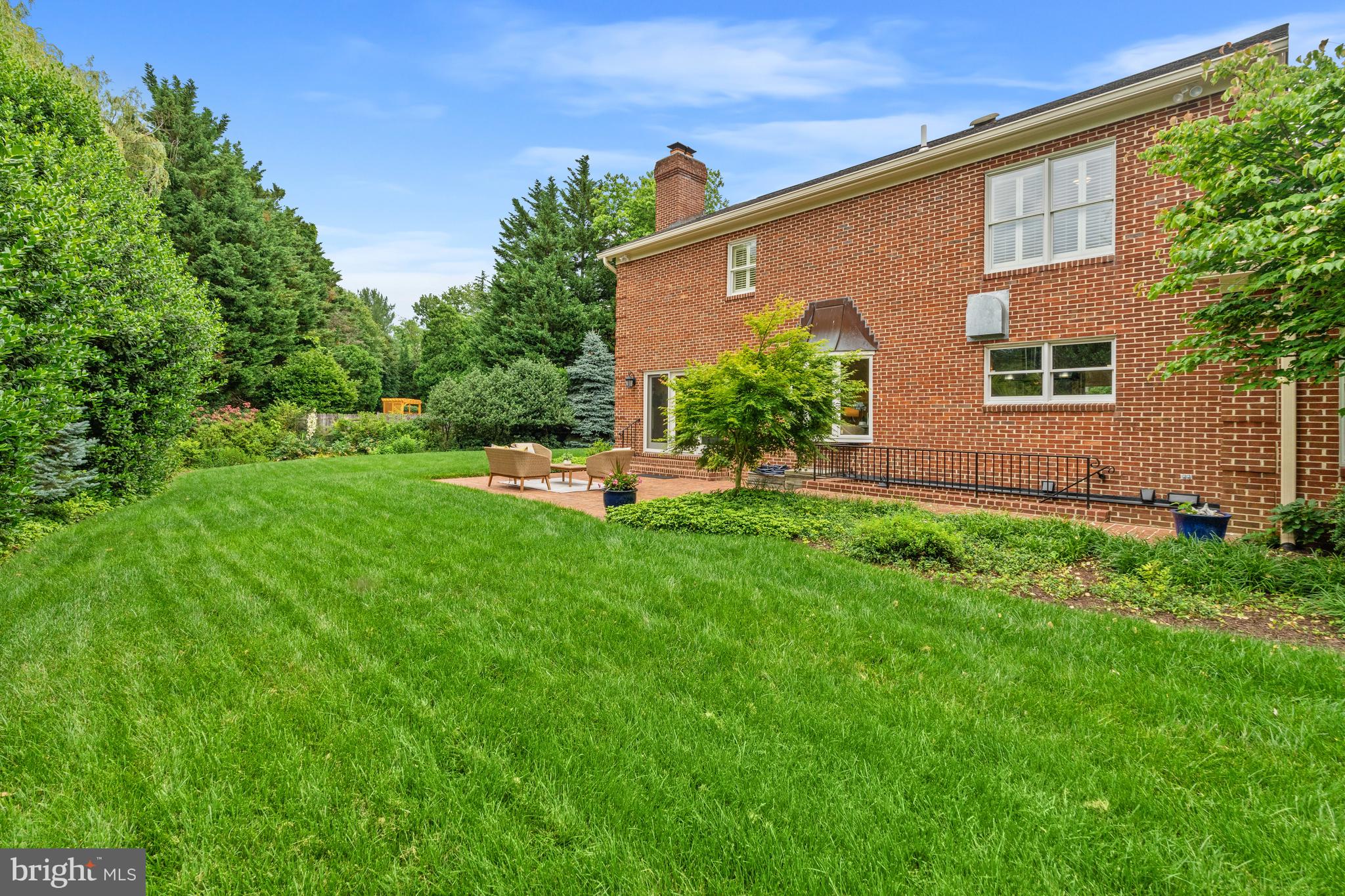 CONDON MANOR OF MCLEAN - Residential