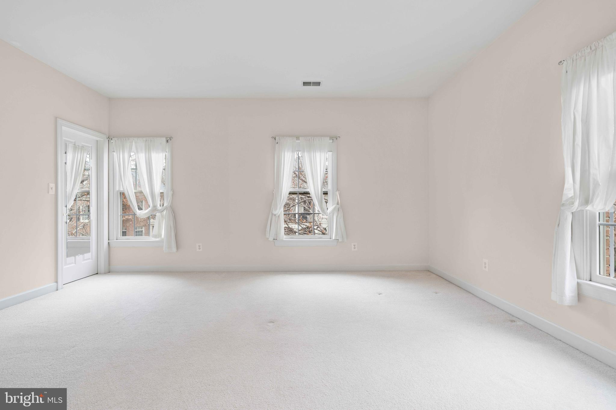 FARRCROFT - Residential