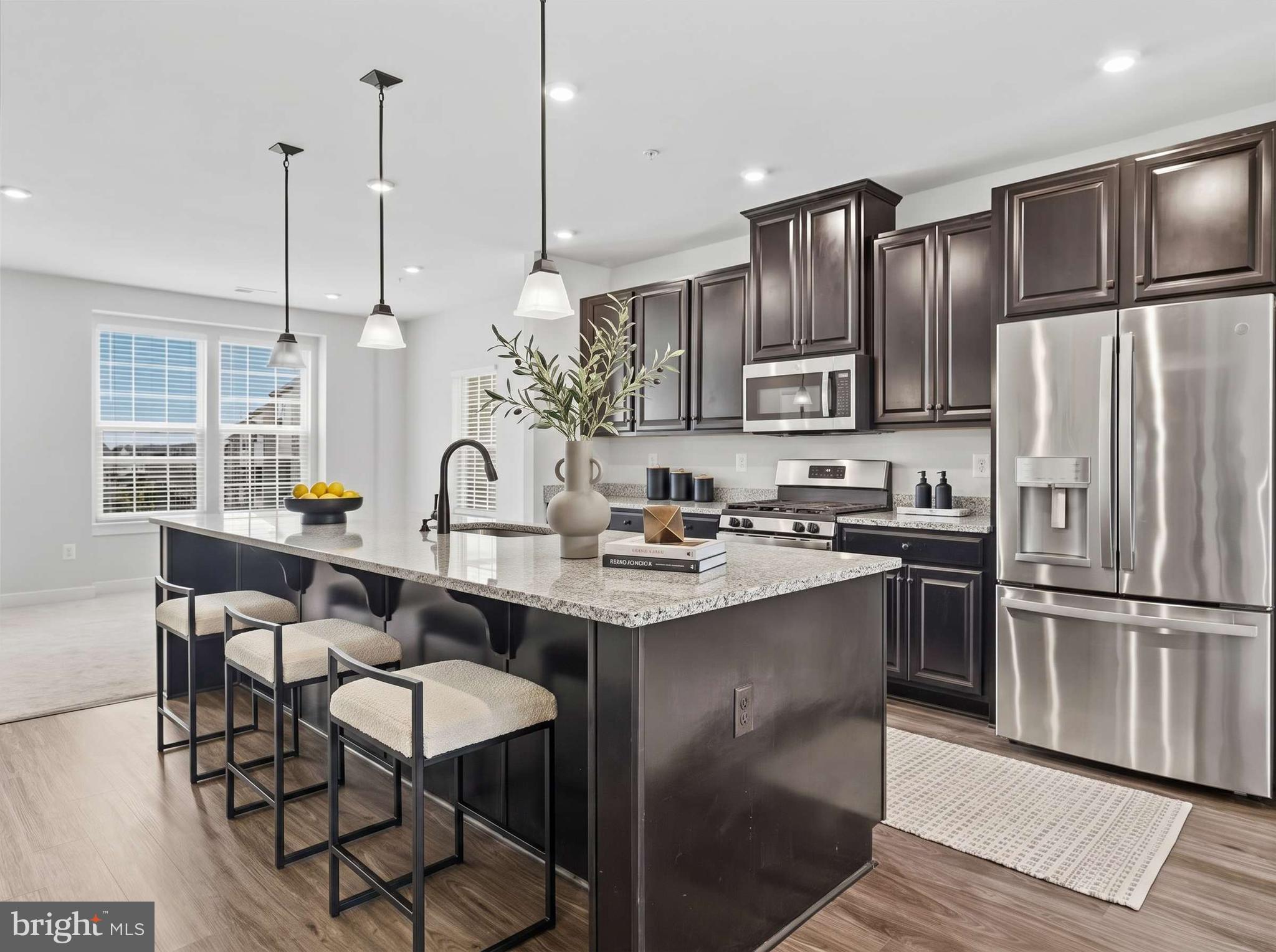 OAKDALE VILLAGE - Residential