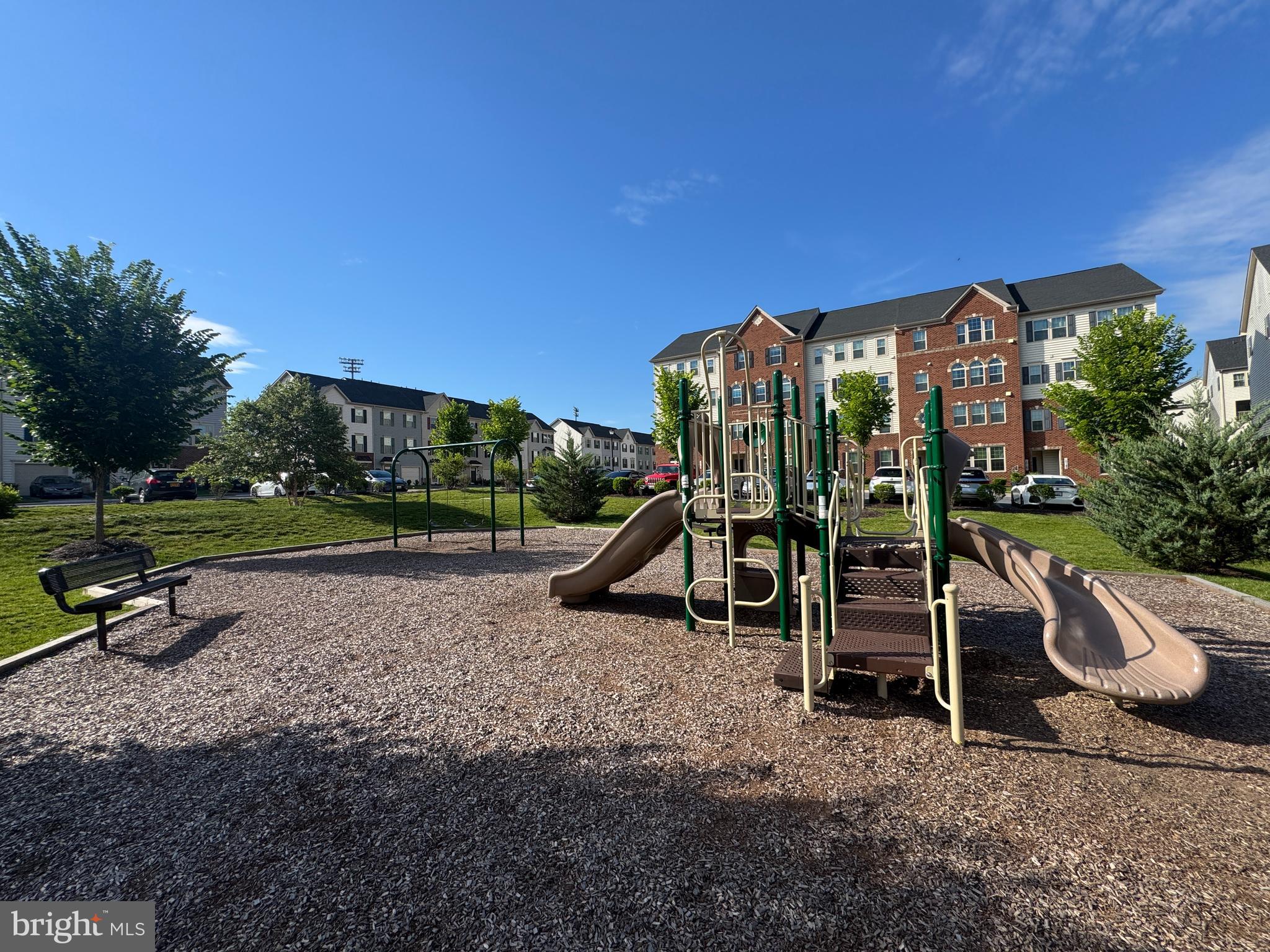 OAKDALE VILLAGE - Residential