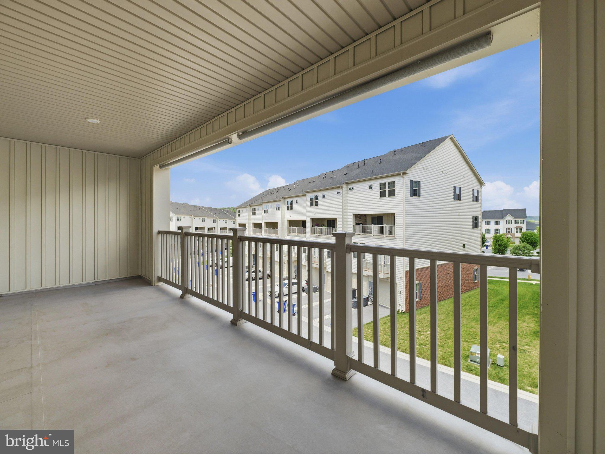 OAKDALE VILLAGE - Residential