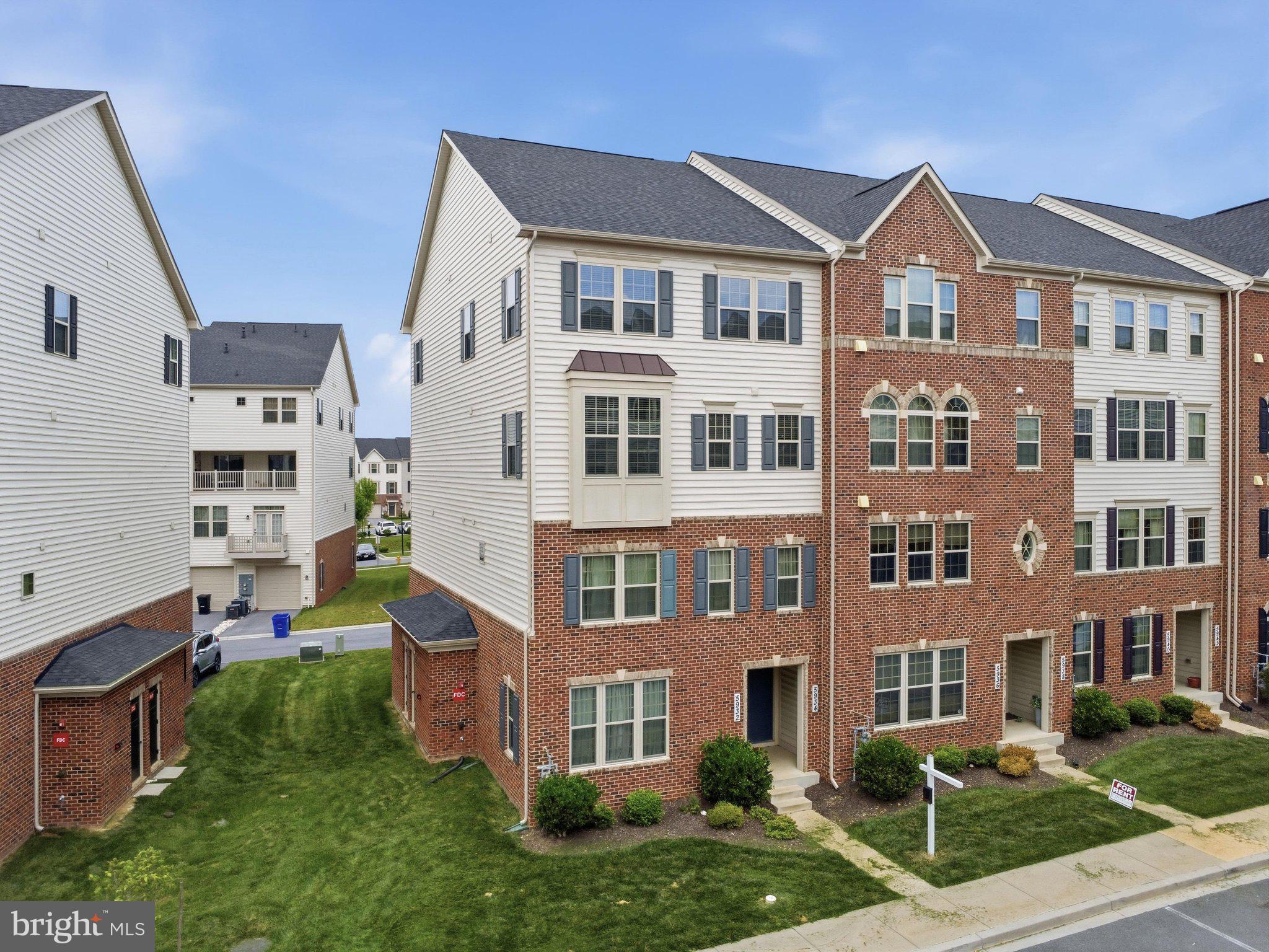 Beautiful end-unit upper-level condo townhome offering spacious and light-filled living in a highly convenient location. The open main level features a generous living area and a stunning kitchen with a massive center island, perfect for entertaining and everyday living. Upstairs, the oversized primary suite includes a comfortable sitting area for added flexibility and relaxation. Enjoy outdoor living on the large covered deck. As an end unit, this home benefits from abundant natural light throughout. Conveniently located near major commuter routes, top-rated schools, shopping, dining, parks, playgrounds, and community common areas. A wonderful combination of space, comfort, and convenience in sought-after Ijamsville.