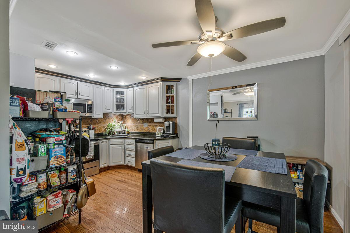 GOSHEN VILLAGE - Residential