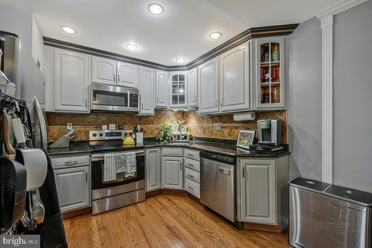 GOSHEN VILLAGE - Residential