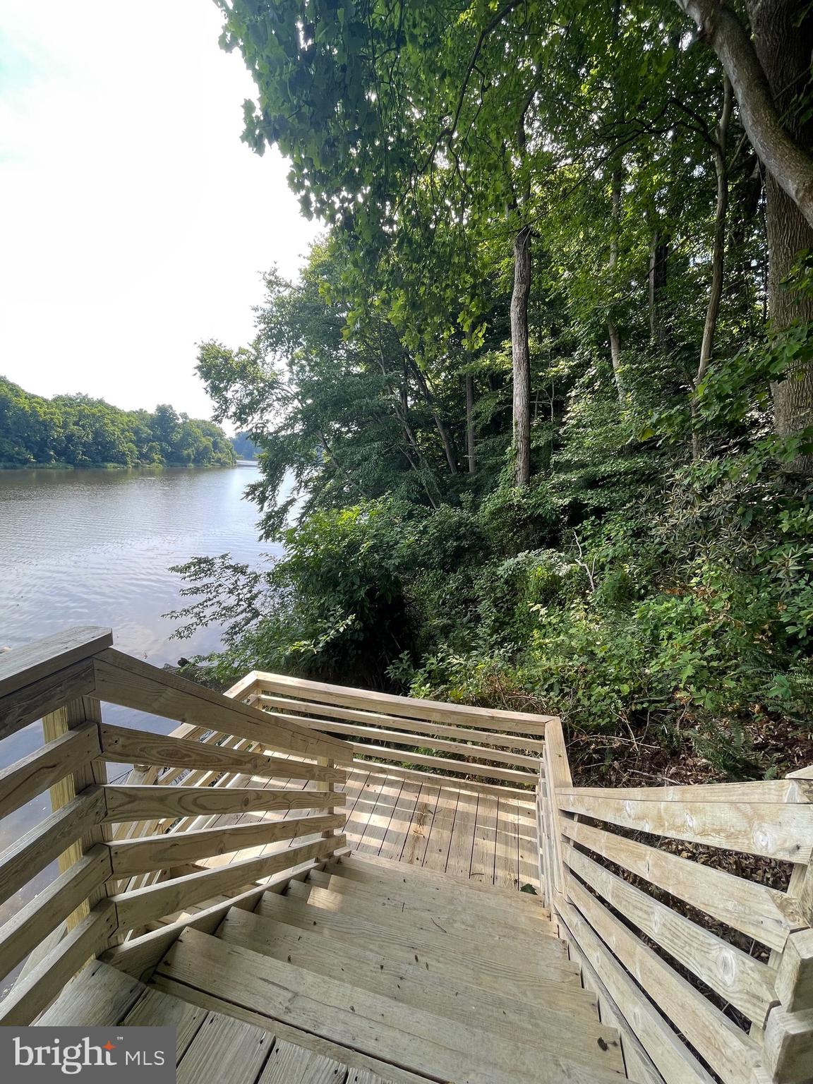 SNOW CREEK - Residential