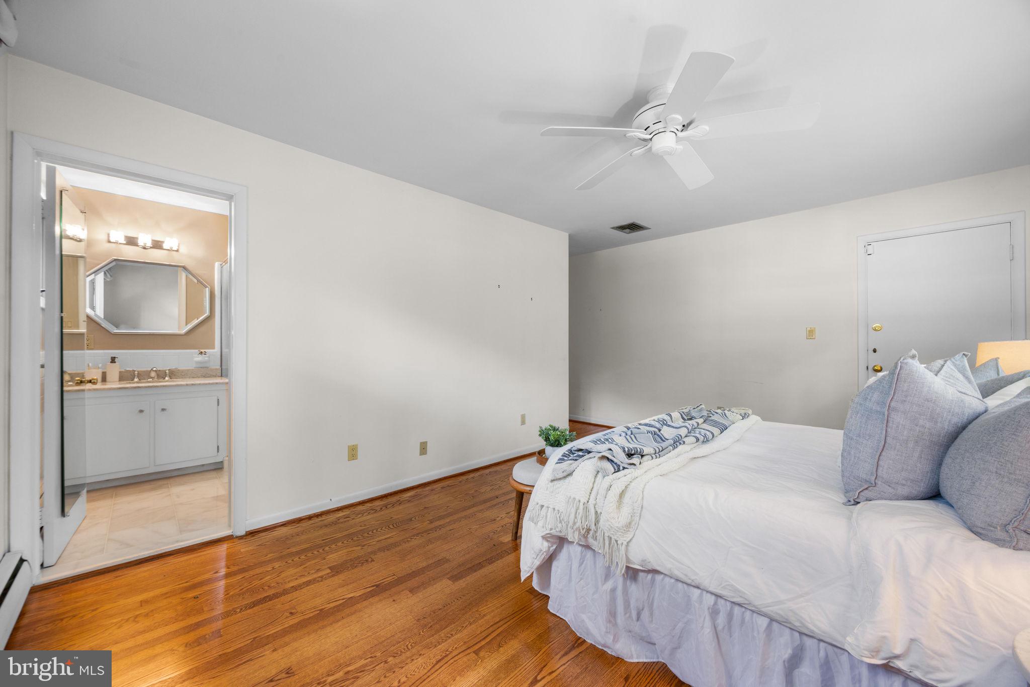 HAMPTON - Residential