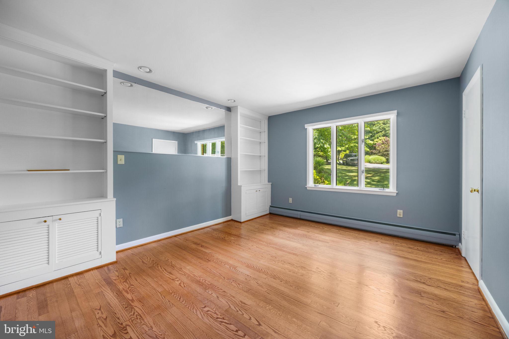 HAMPTON - Residential