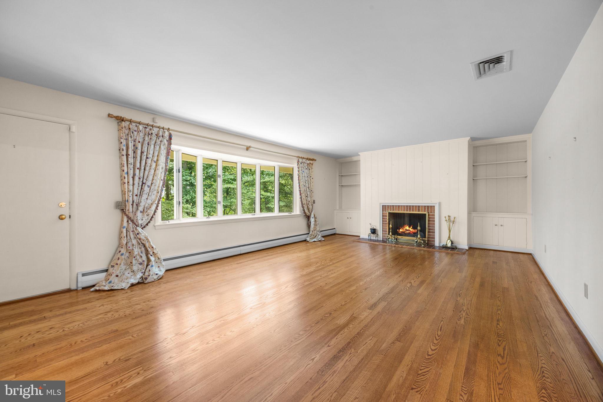 HAMPTON - Residential