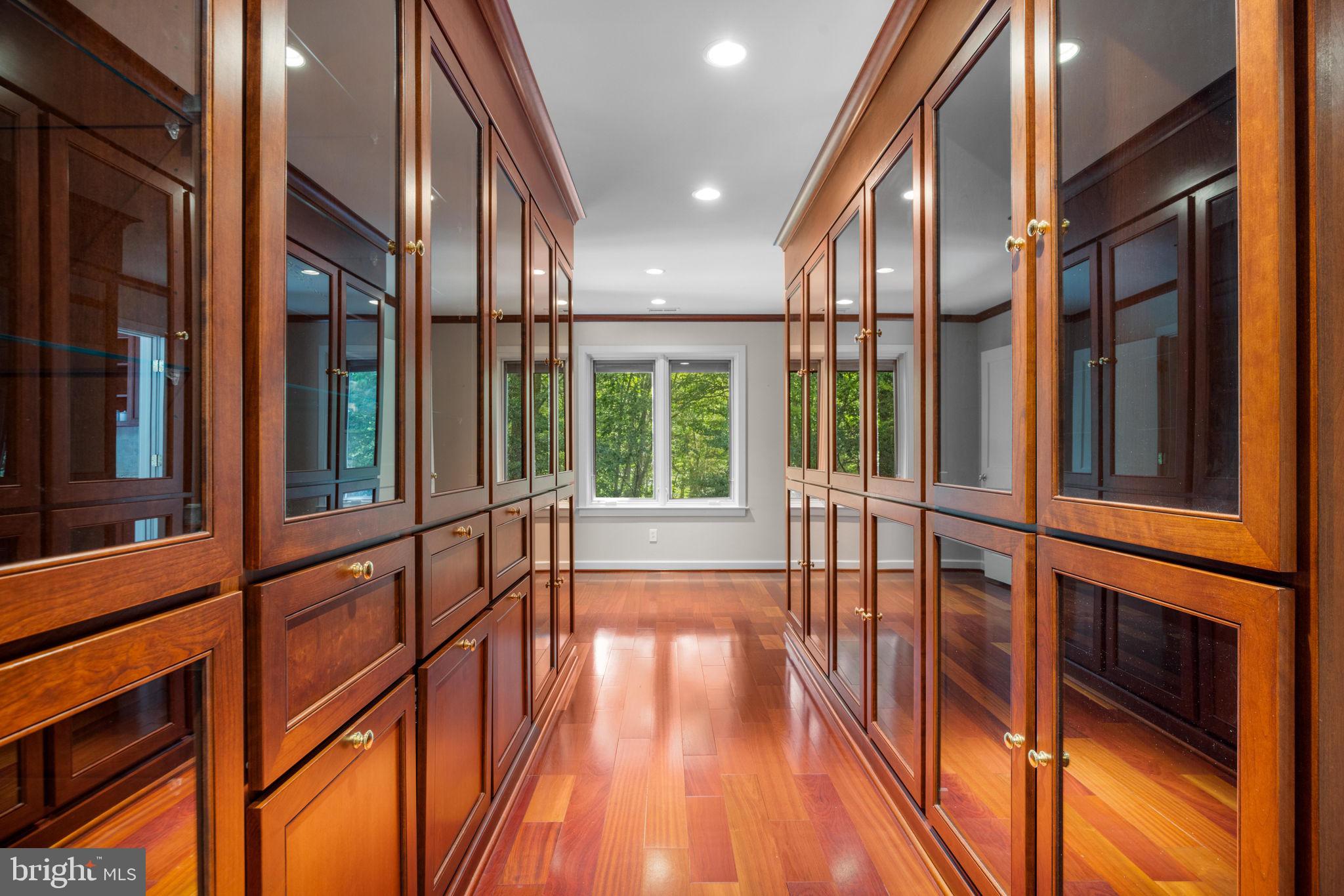 HAMPTON - Residential