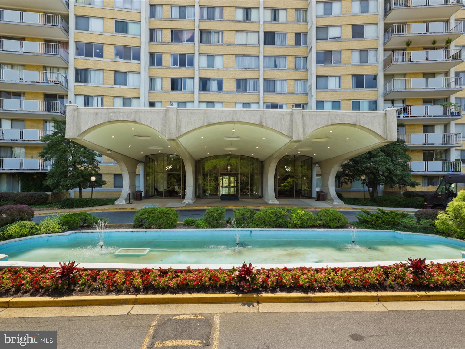 THE FOUNTAINS - Residential