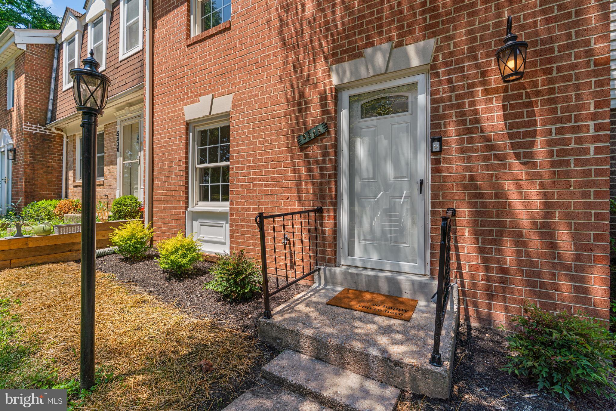 VILLAGE OF LONG REACH - Residential