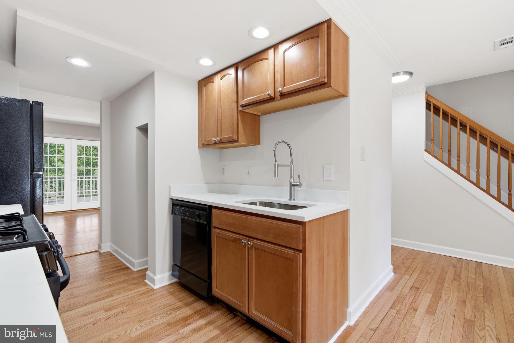 VILLAGE OF LONG REACH - Residential