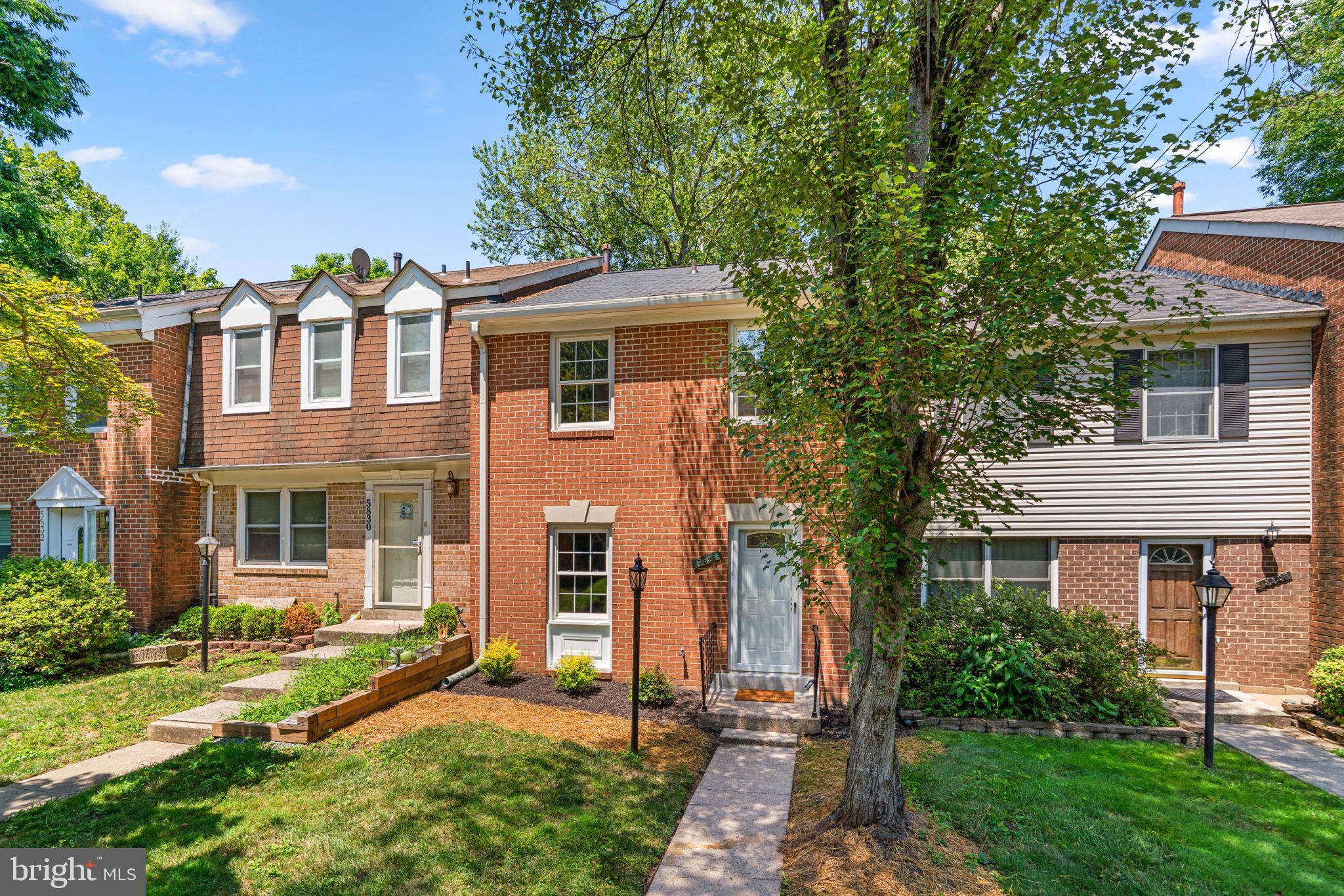 VILLAGE OF LONG REACH - Residential
