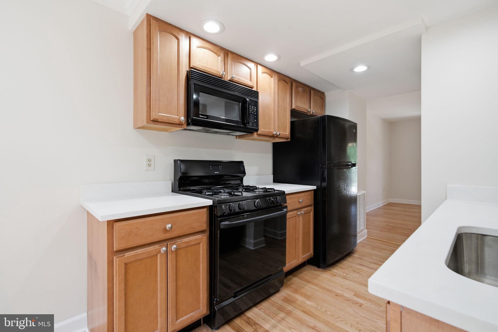 VILLAGE OF LONG REACH - Residential