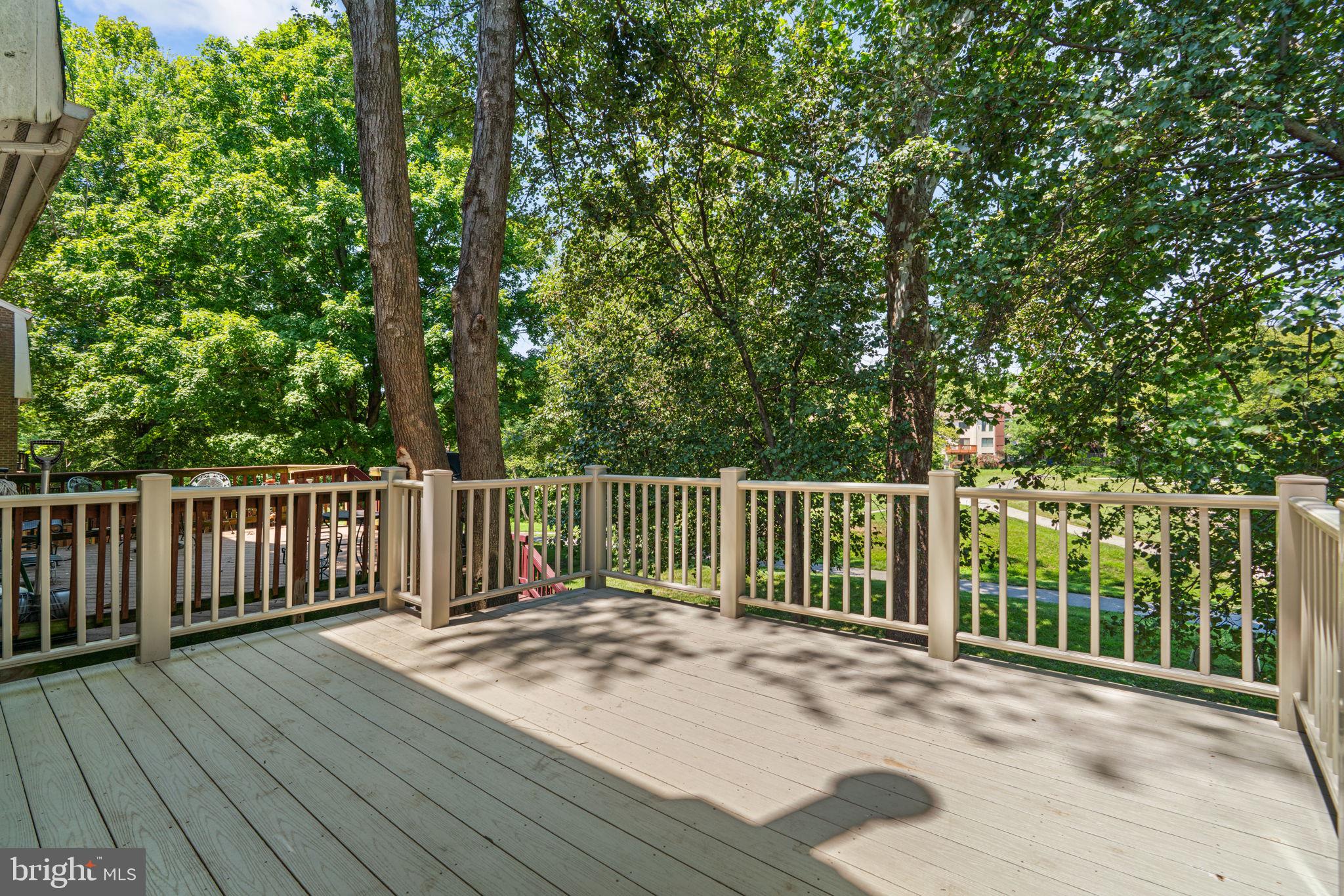 VILLAGE OF LONG REACH - Residential