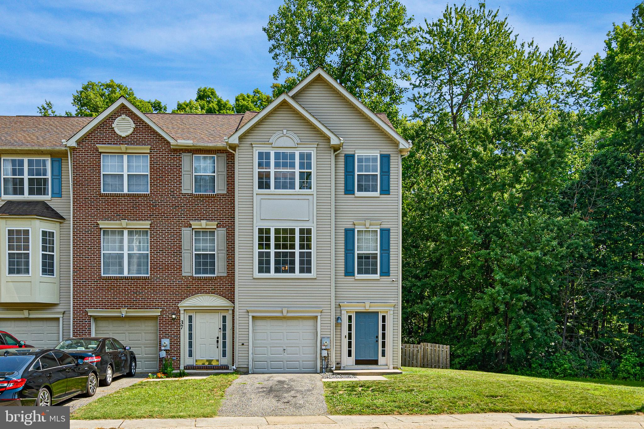 BRENNAN ESTATES - Residential
