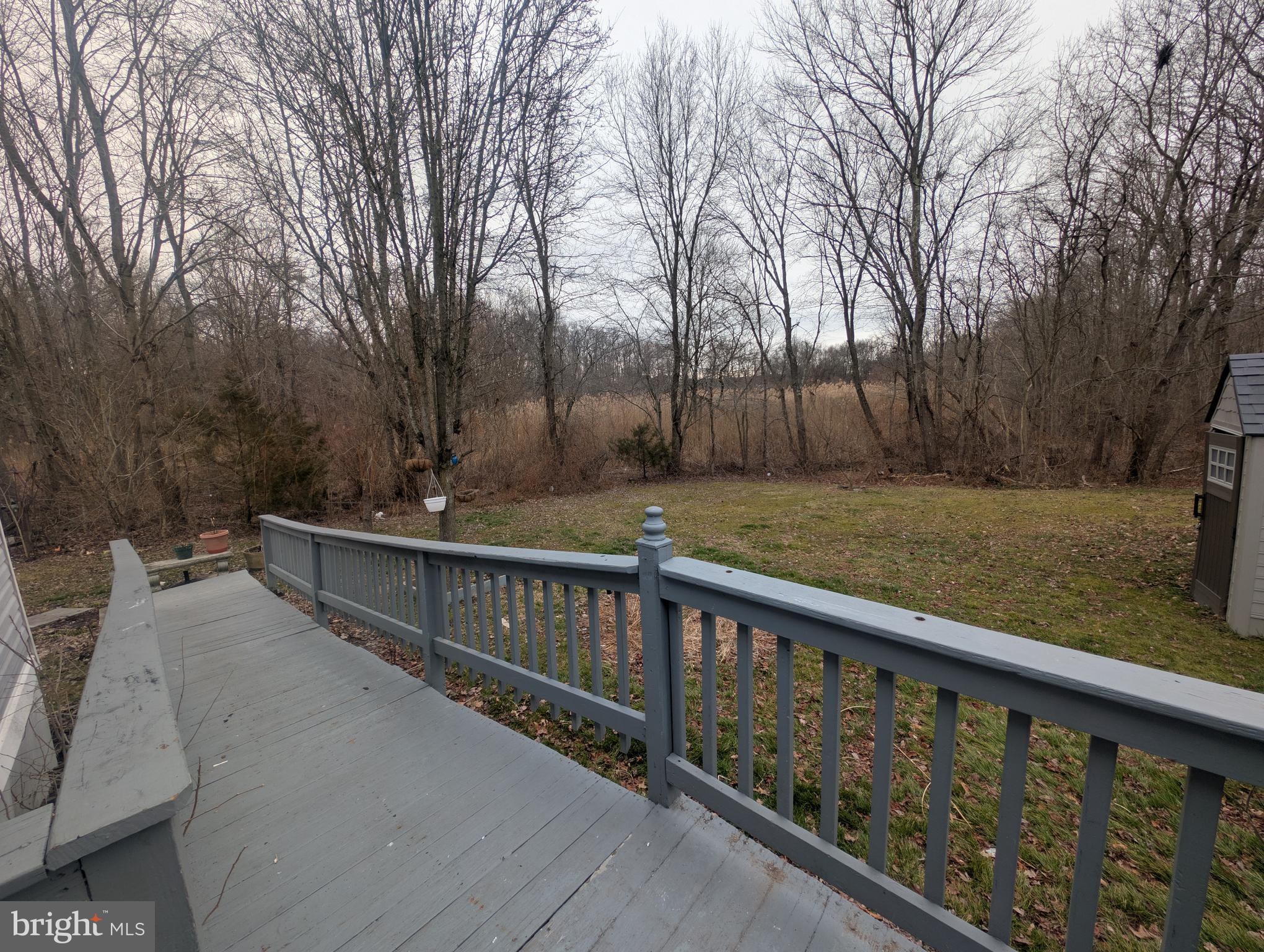 BUSH RIVER MANOR - Residential