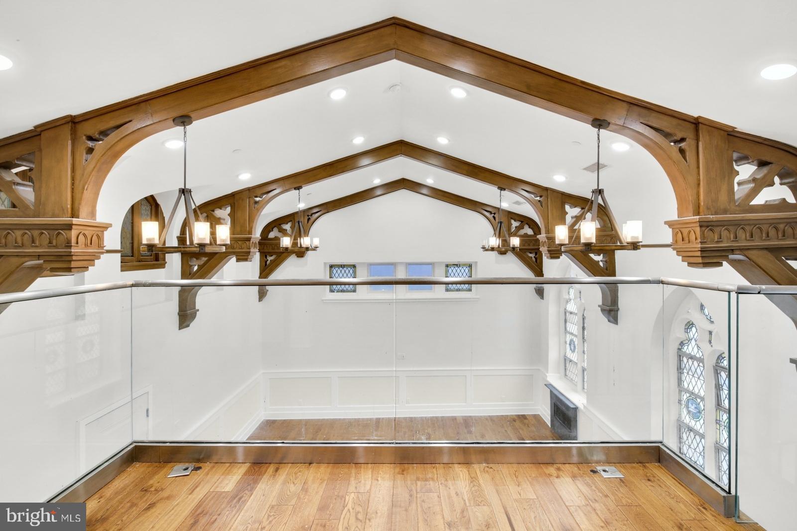FISHTOWN - Residential Lease