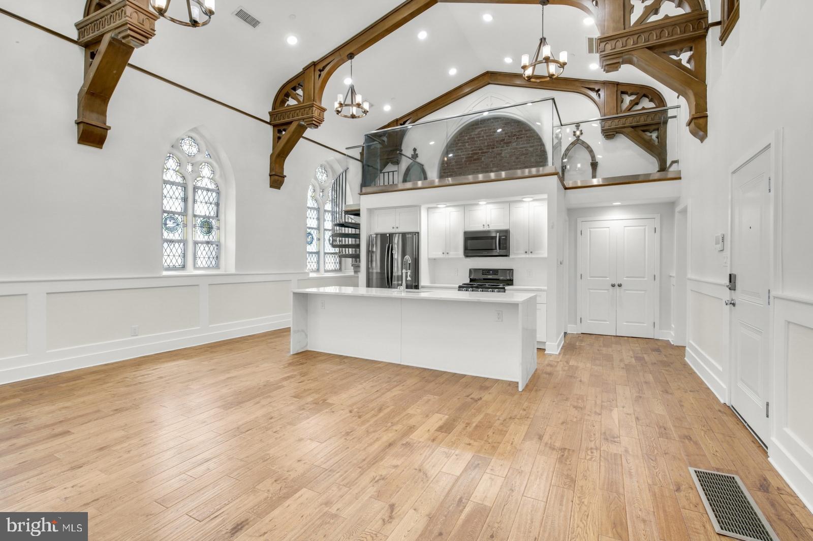 FISHTOWN - Residential Lease