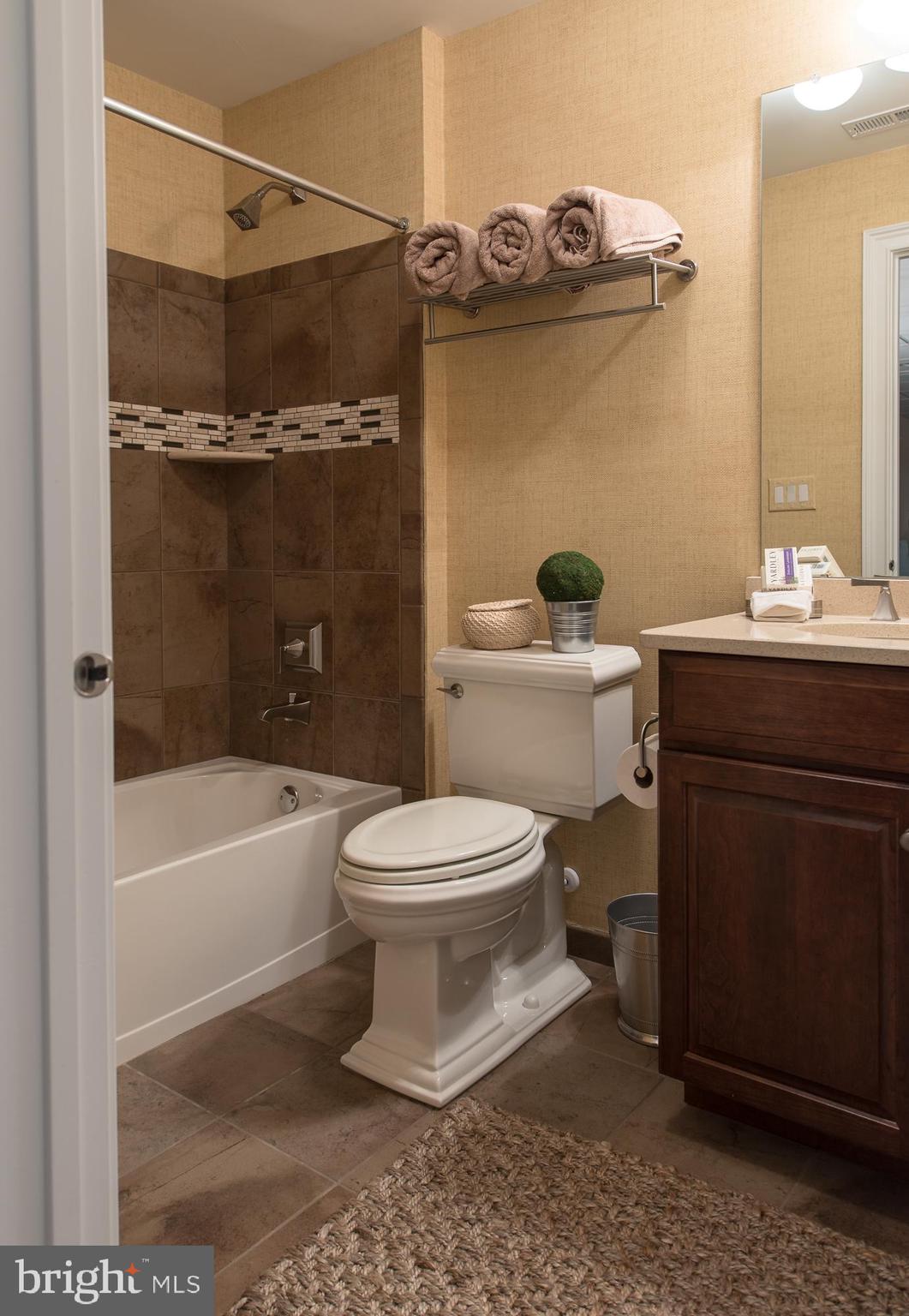 APPLEBROOK MEADOWS - Residential