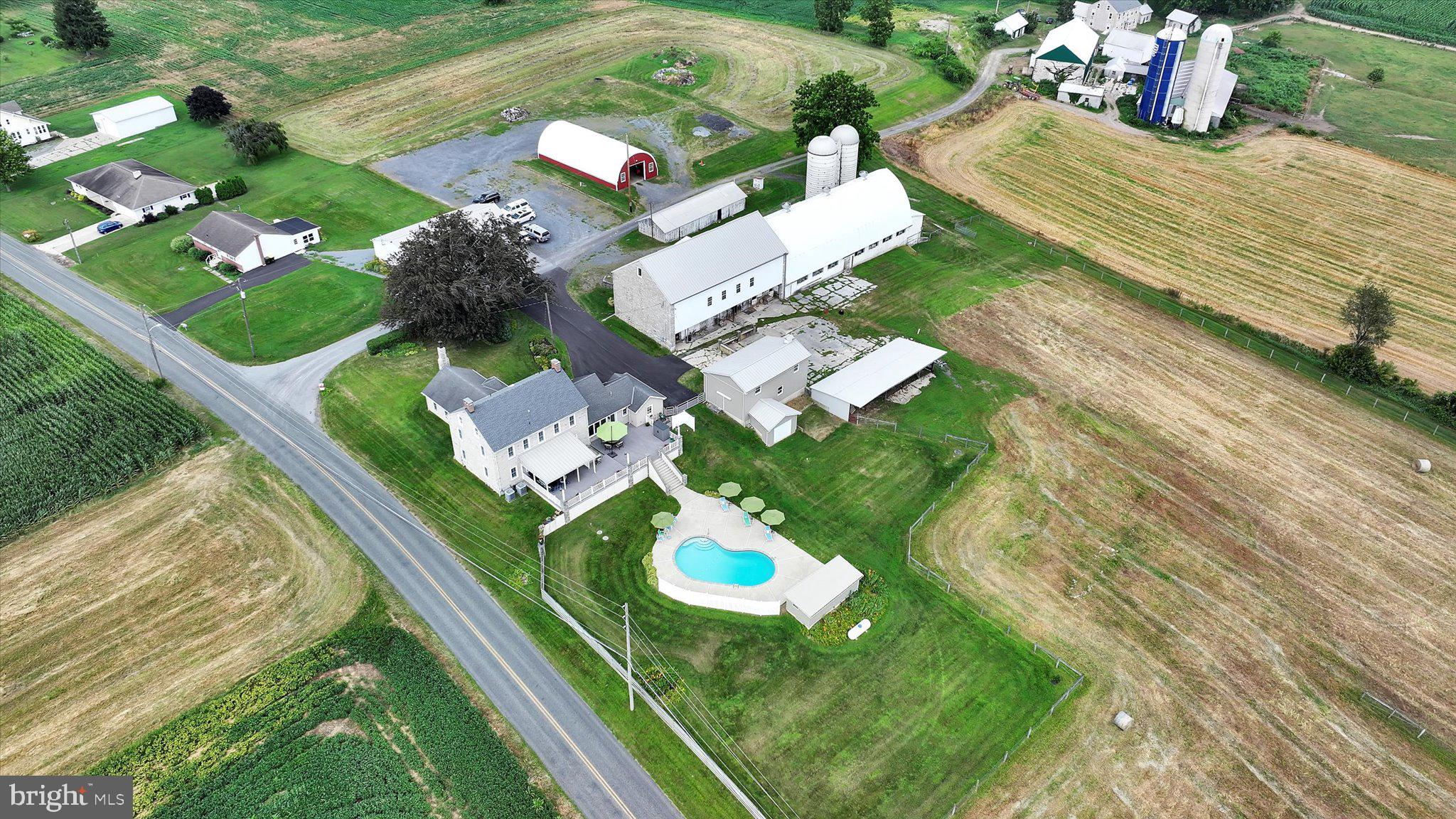 KUTZTOWN - Farm