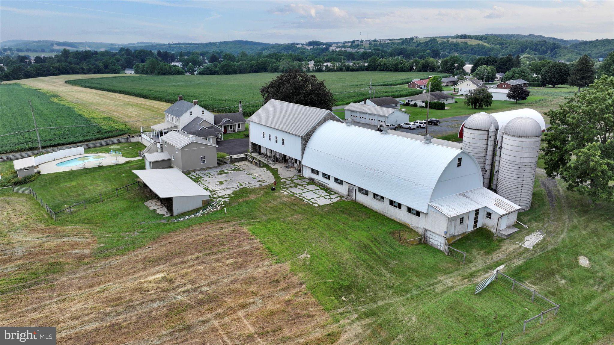 KUTZTOWN - Farm