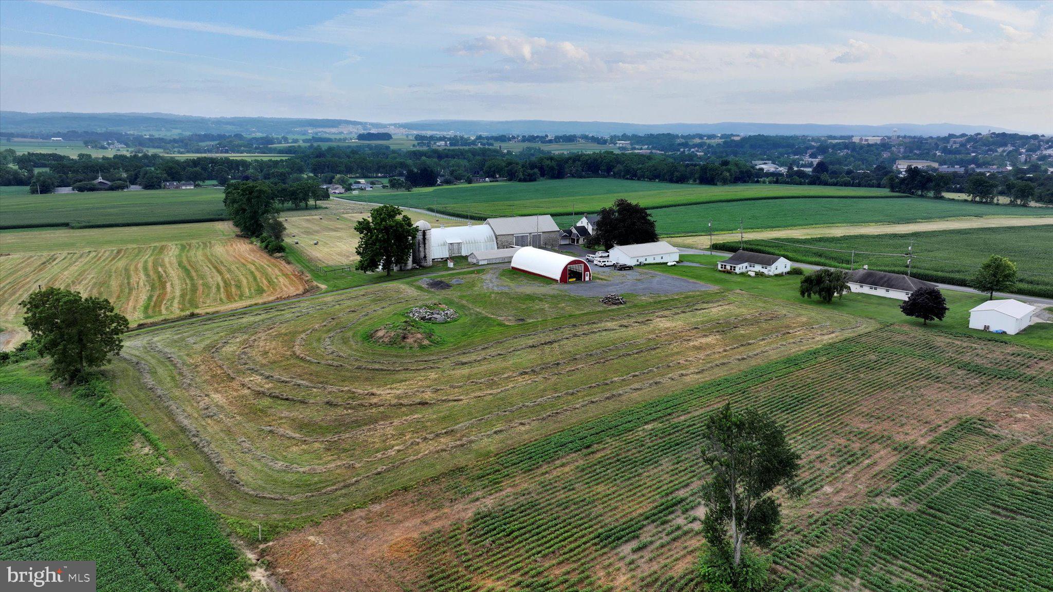 KUTZTOWN - Farm