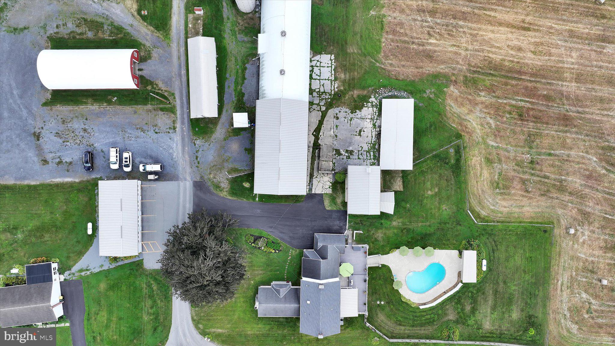 KUTZTOWN - Farm