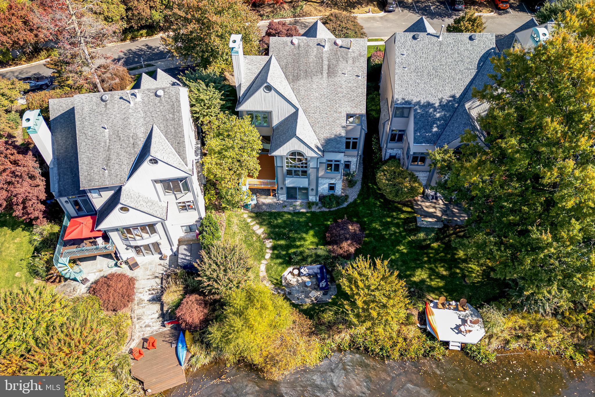 RESTON - Residential