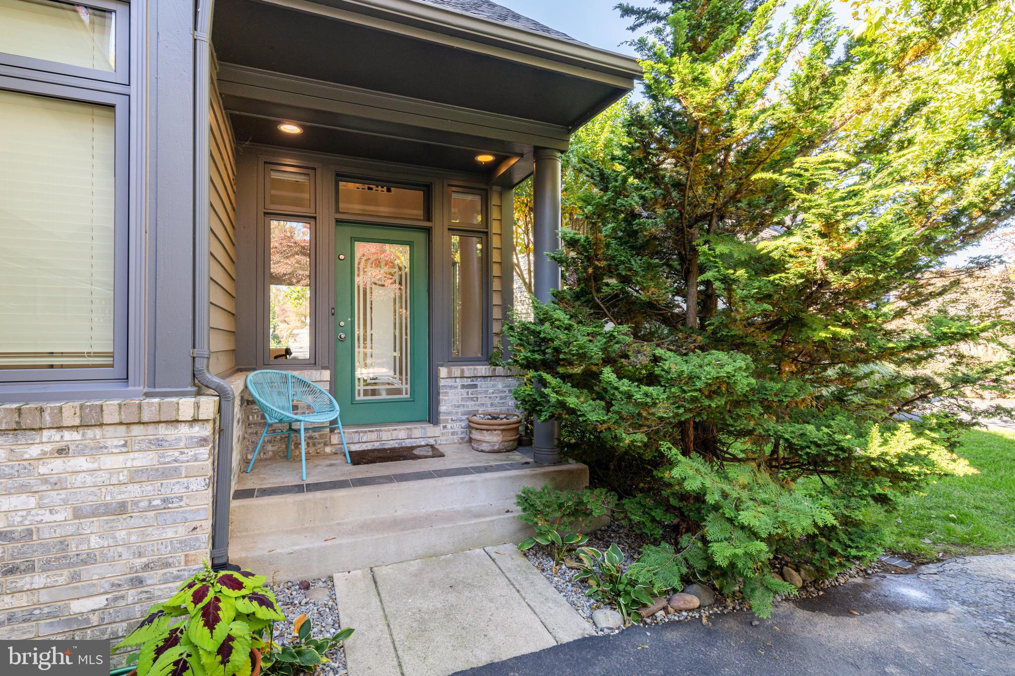 RESTON - Residential