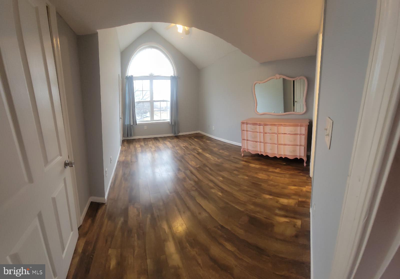 FAIRMONT - Residential Lease