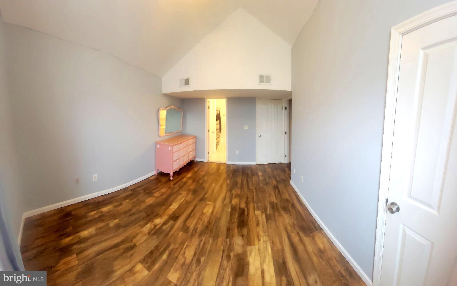 FAIRMONT - Residential Lease
