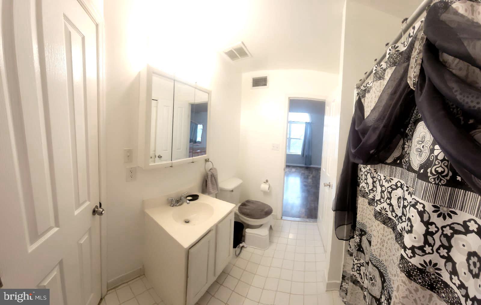 FAIRMONT - Residential Lease