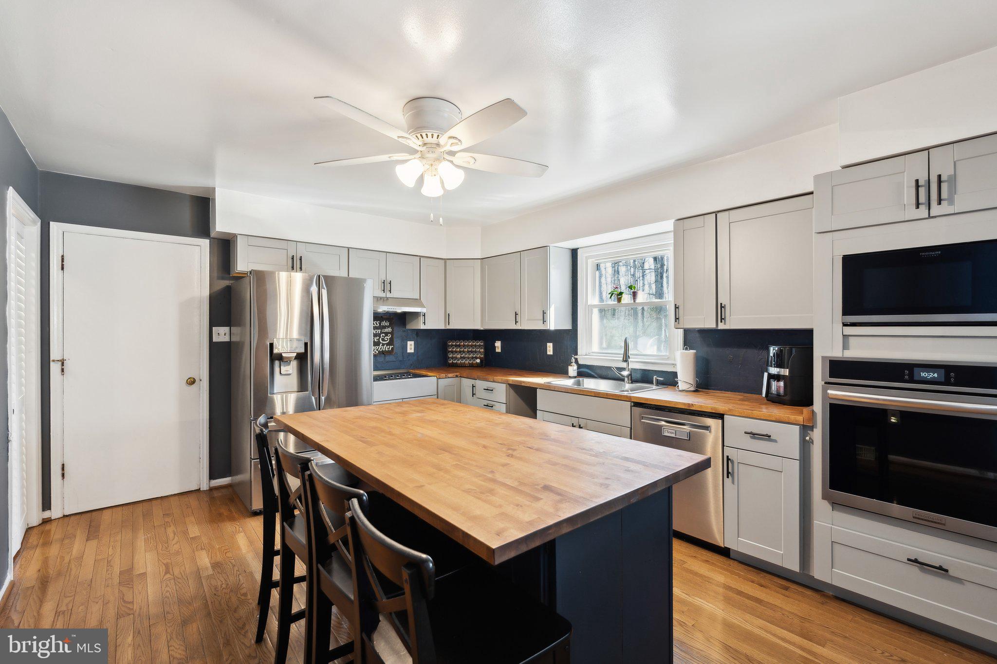 OAK HILL - Residential