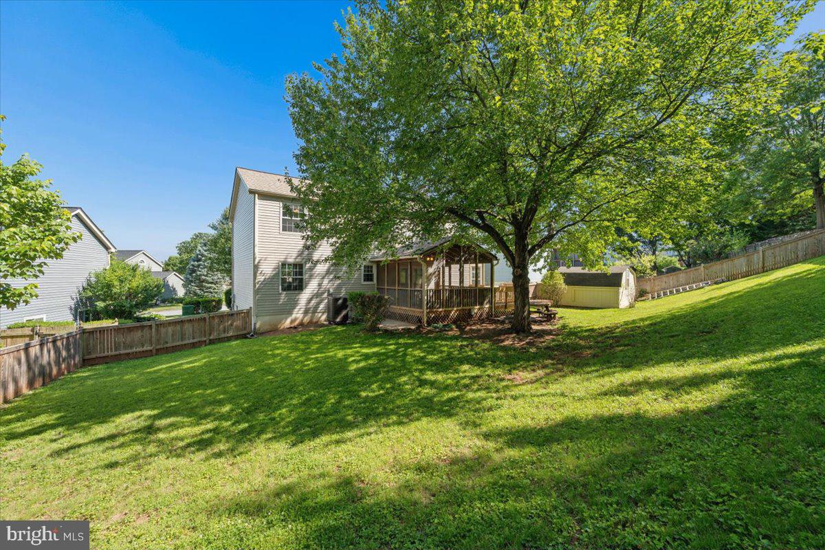BALLENGER CREEK MEADOWS - Residential