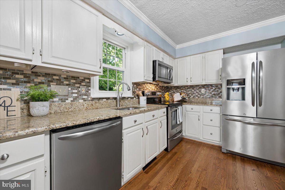 BALLENGER CREEK MEADOWS - Residential